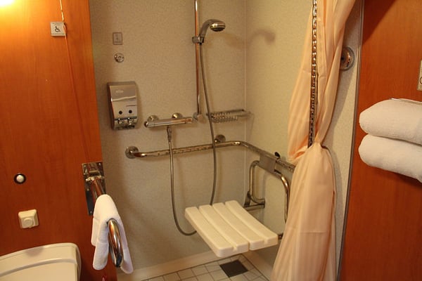 Bathroom with amenities