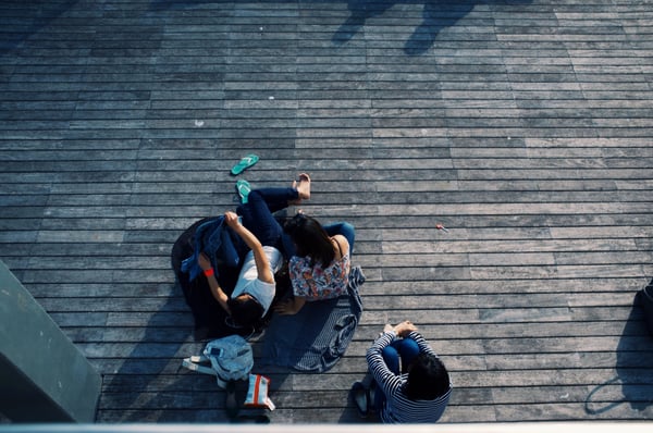 group-people-young-spring-color-blue-931236-pxhere.com