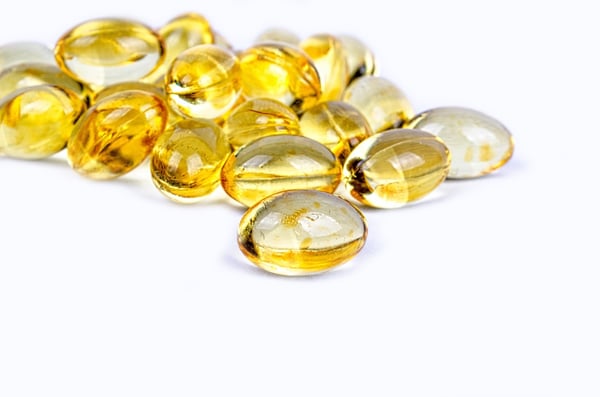 isolated-yellow-medicine-healthy-close-up-capsule-1105729-pxhere.com